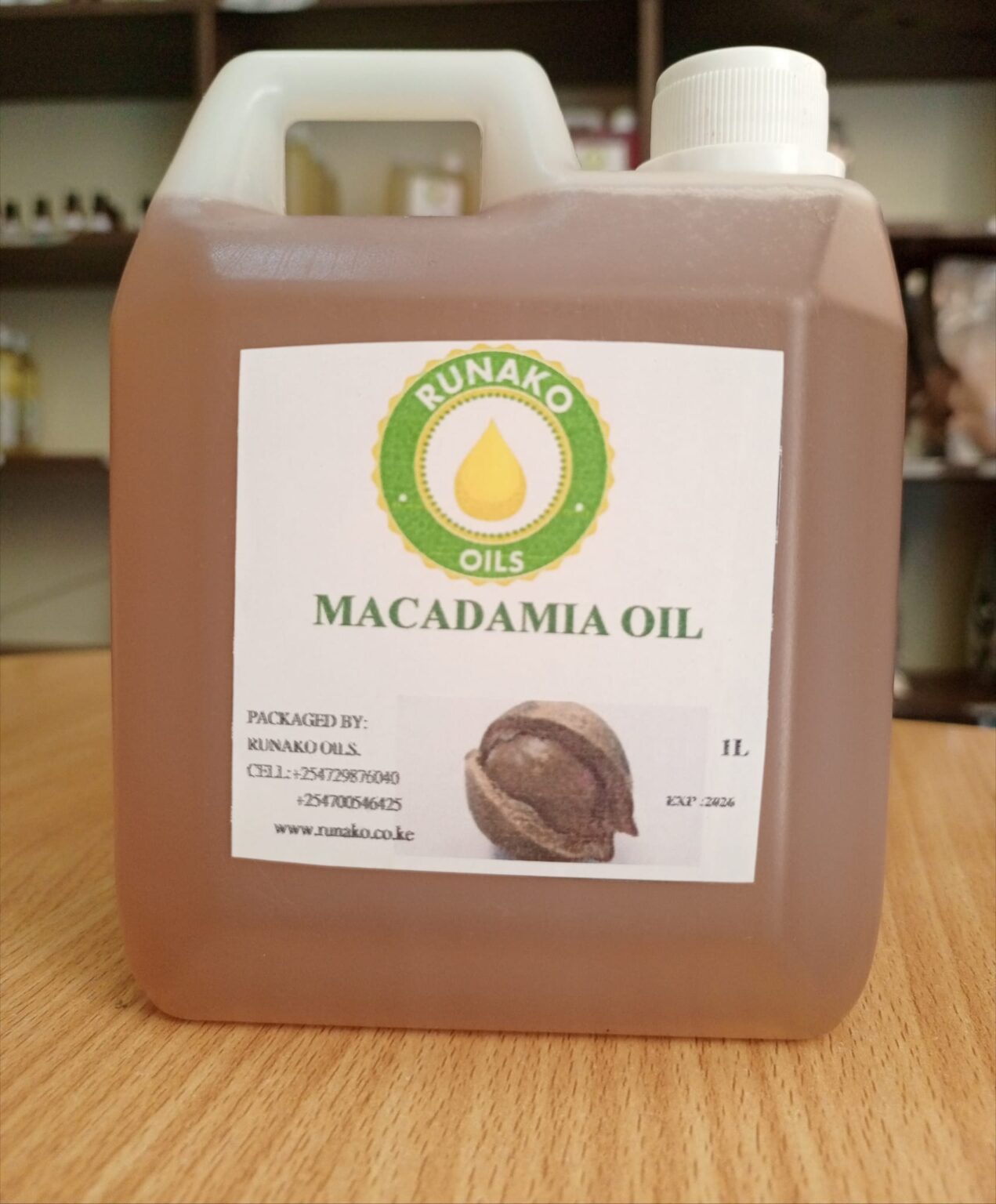Macadamia Nut Oil - Runako Oils